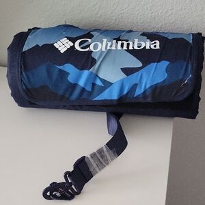 Columbia Navy and Sky Blue Men's Toiletry Bag